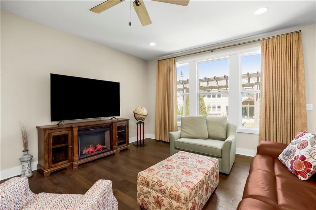23602 W 92nd Street — photo 4
