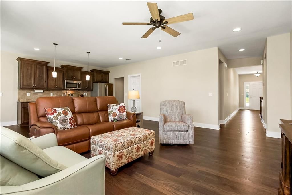 23602 W 92nd Street — photo 5