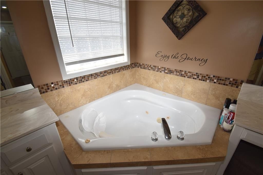 2500 SW Kristin Drive — photo 19