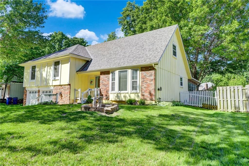 10434 Bradshaw Street — photo 2