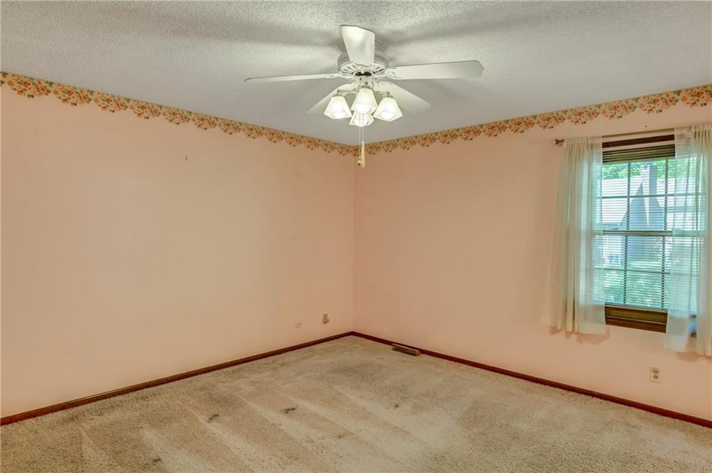 10434 Bradshaw Street — photo 20