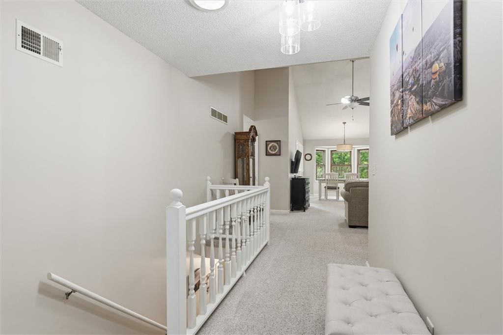 12338 W 105TH Terrace — photo 3
