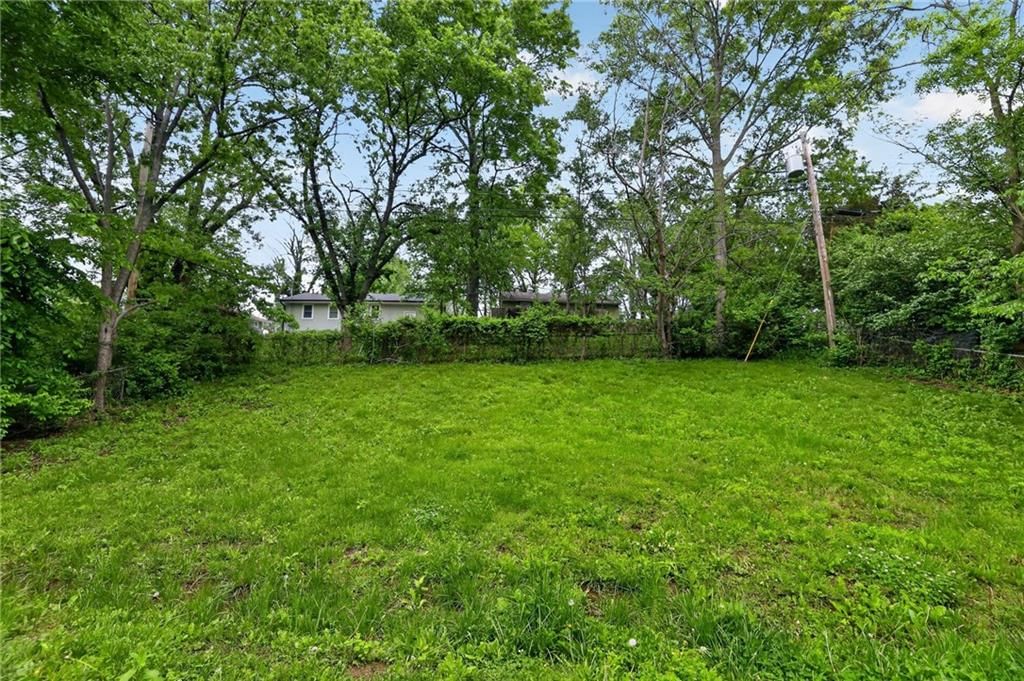 7608 E 48th Terrace — photo 9