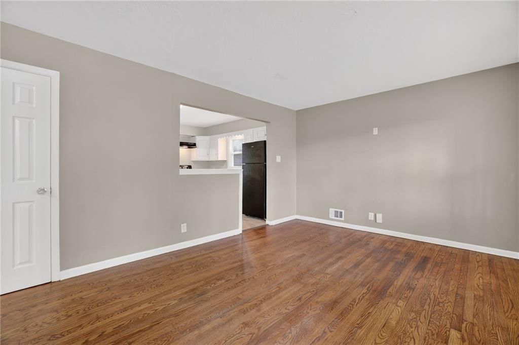 7608 E 48th Terrace — photo 12