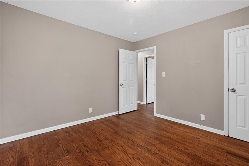 7608 E 48th Terrace — photo 26