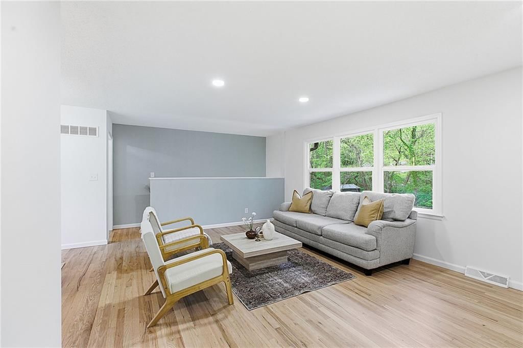 1480 Hemlock Drive — photo 12
