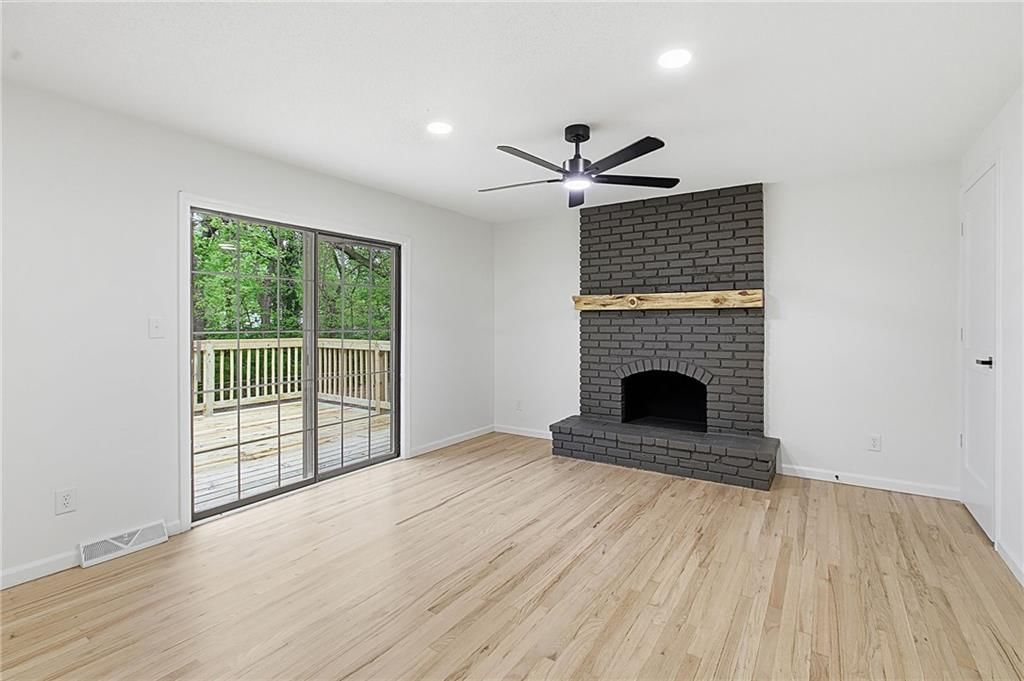 1480 Hemlock Drive — photo 13