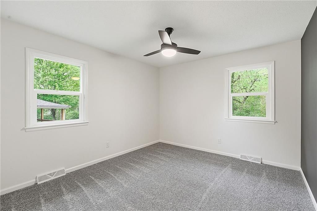 1480 Hemlock Drive — photo 18