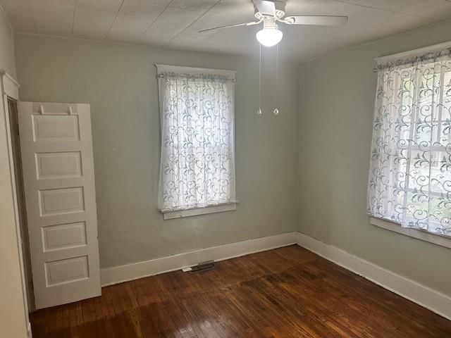 229 S Oak Street — photo 10