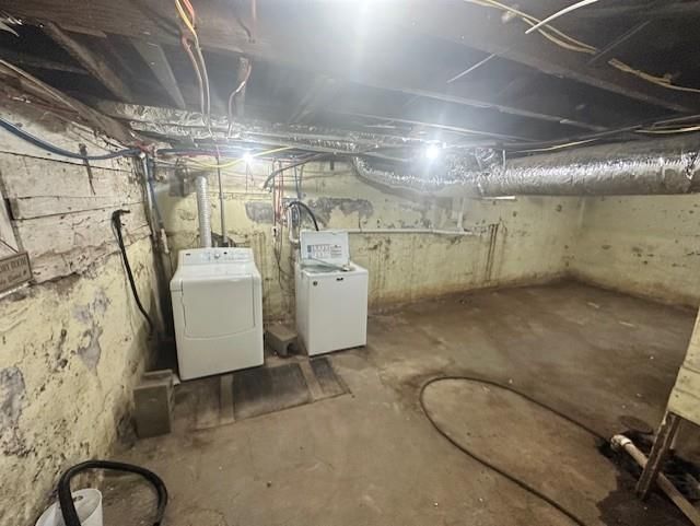 229 S Oak Street — photo 14