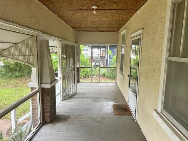229 S Oak Street — photo 15