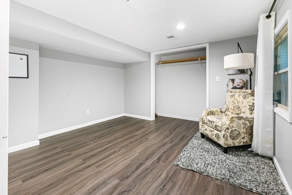 5210 Mockingbird Lane — photo 35
