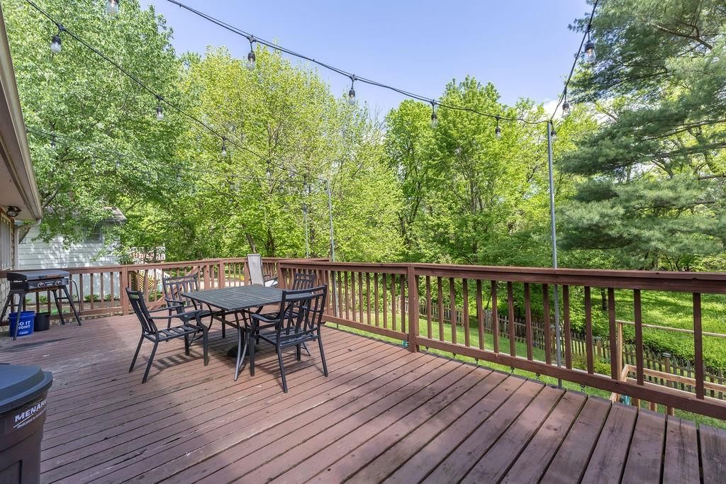 5210 Mockingbird Lane — photo 49
