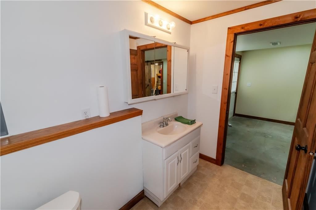1105 Summerfield Court — photo 36