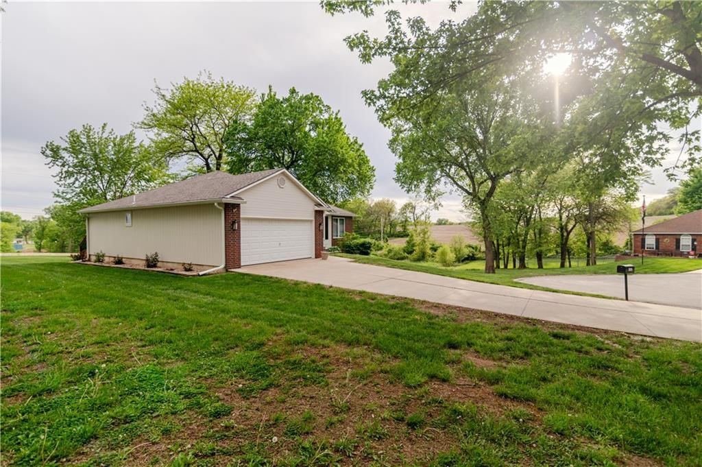 1105 Summerfield Court — photo 43