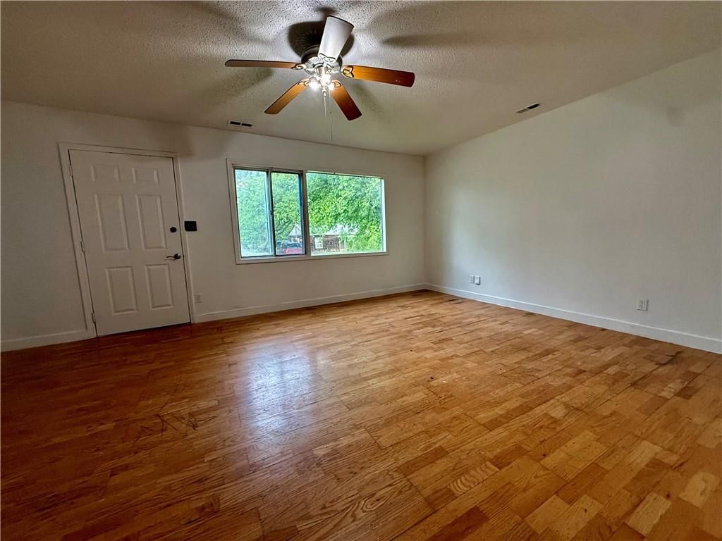 1531 Wedgewood Drive — photo 5
