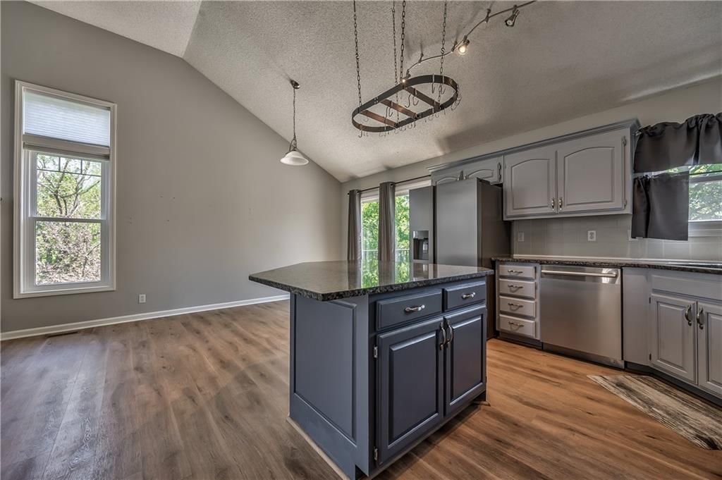 16249 W 156th Terrace — photo 5