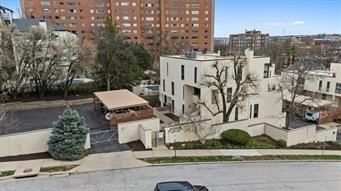 4557 Walnut Street, Kansas City, MO