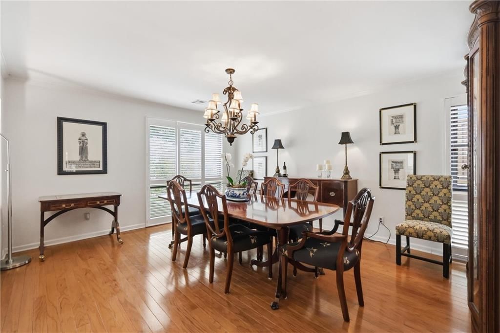 4557 Walnut Street — photo 7