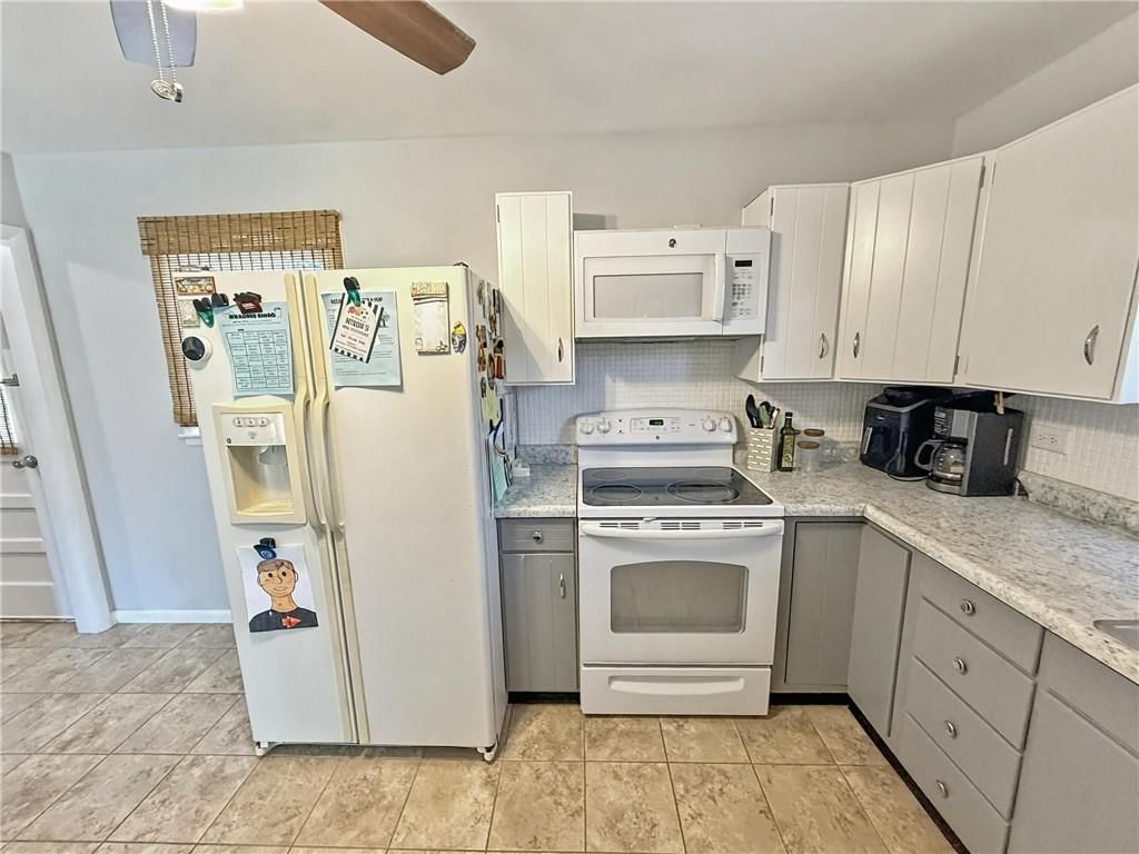 710 S VINE Street — photo 8