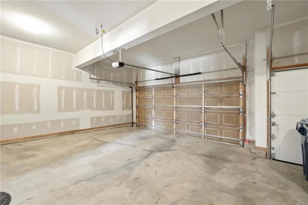 5825 Millbrook Street — photo 28