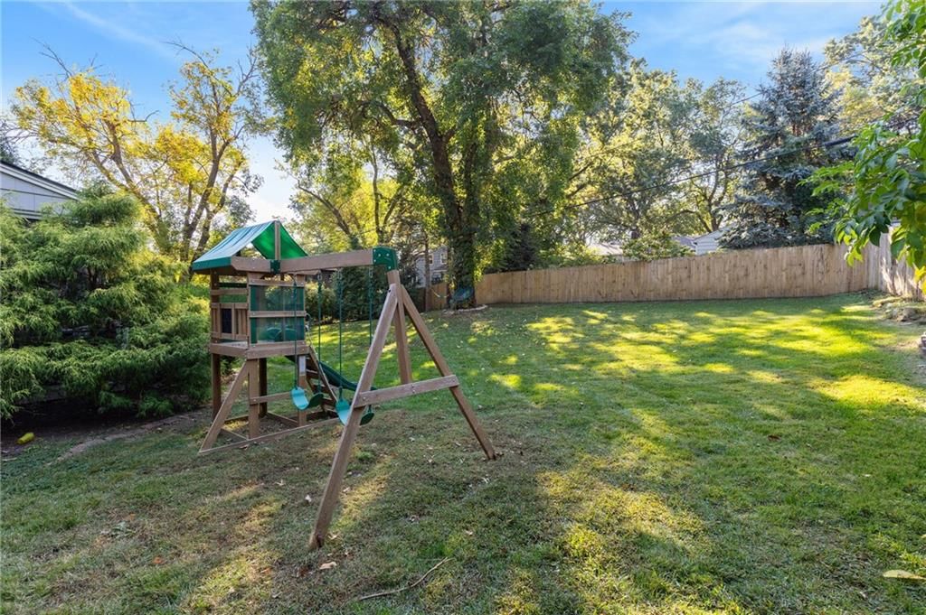 2801 W 71st Street — photo 31