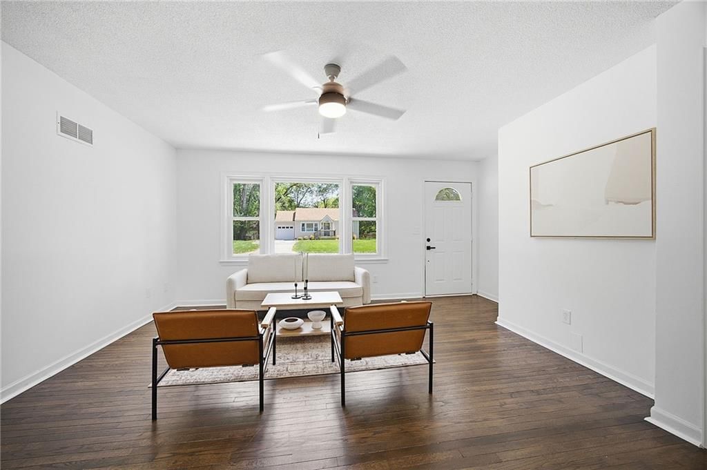 8118 Mackey Street — photo 8