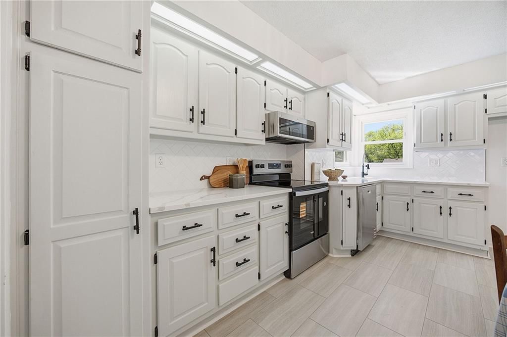 8118 Mackey Street — photo 12