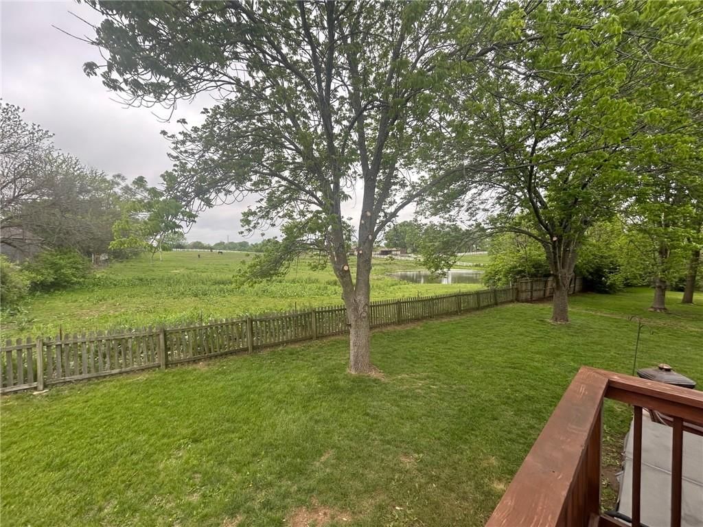914 Elm Court — photo 5