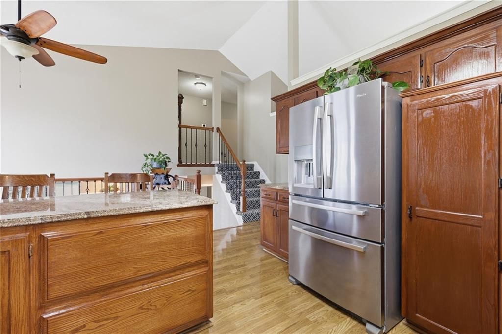 914 Elm Court — photo 12