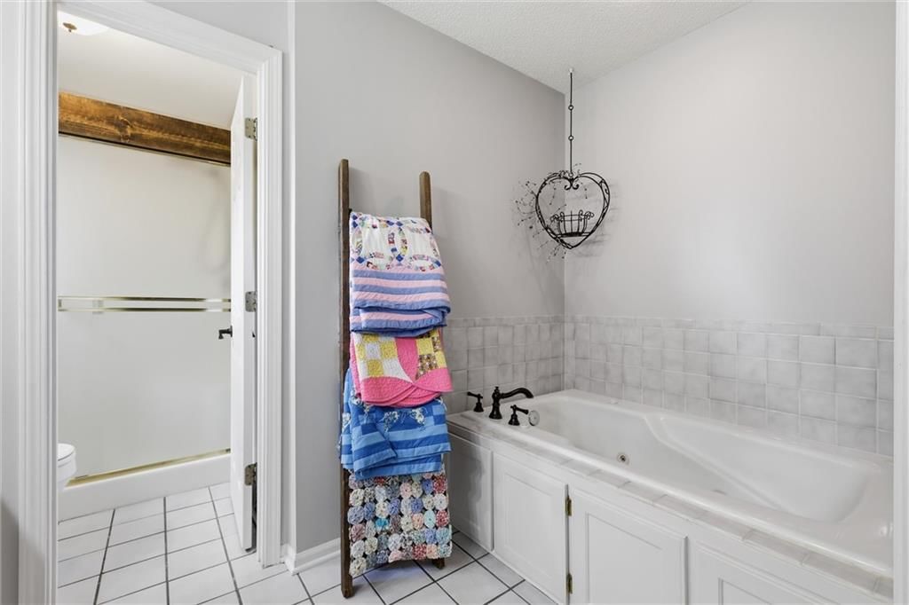 914 Elm Court — photo 18