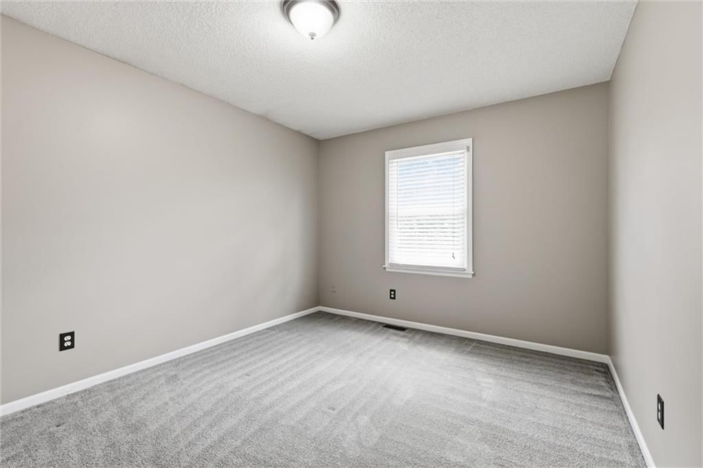 914 Elm Court — photo 19