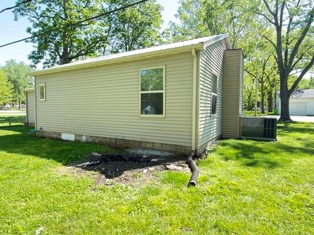 104 N Fayette Street — photo 4