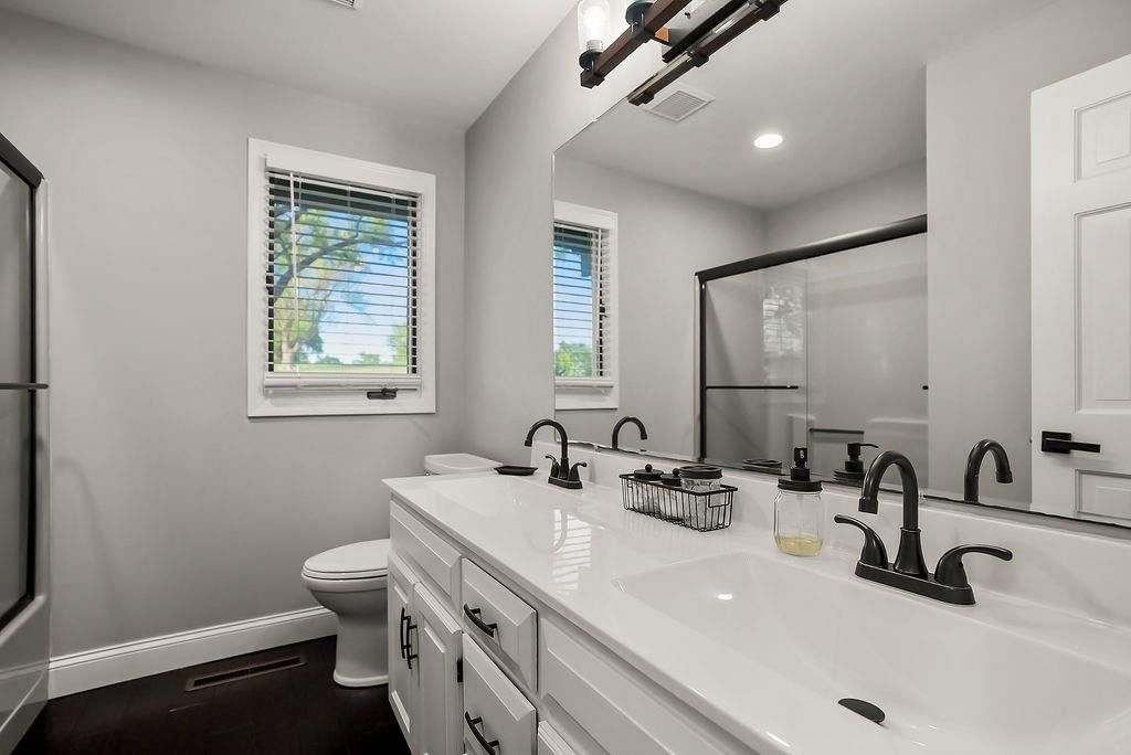 250 Arapaho Circle — photo 17