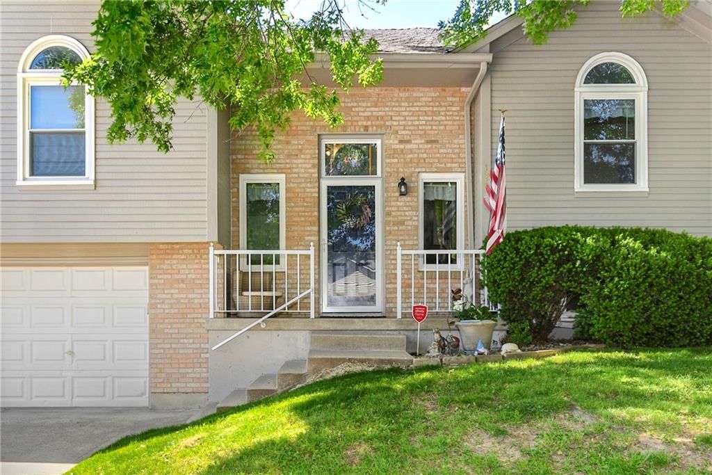 1204 NE Hunters Road — photo 4