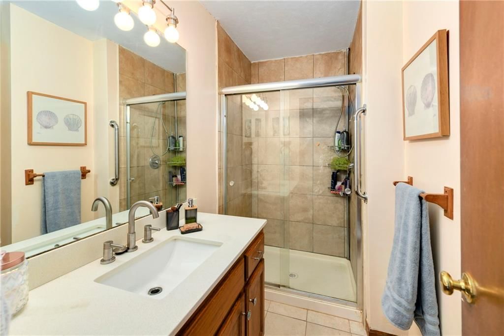 1204 NE Hunters Road — photo 29