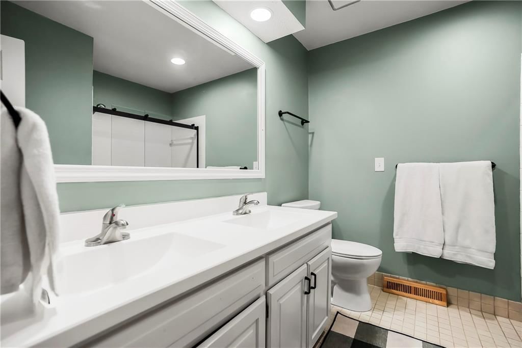 8304 W 99th Street — photo 21
