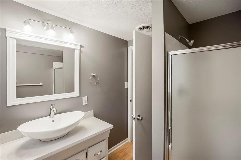 8304 W 99th Street — photo 27