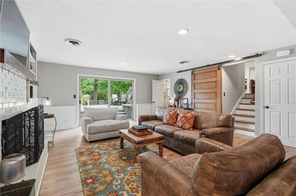 9640 Canterbury Street — photo 17
