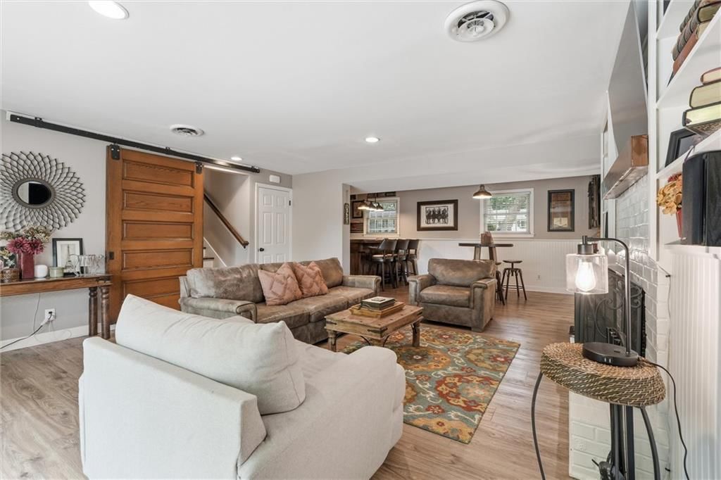 9640 Canterbury Street — photo 18