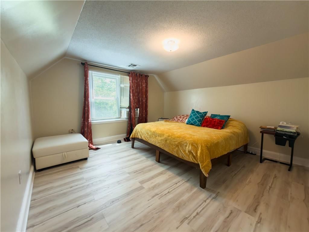 3226 Campbell Street — photo 17