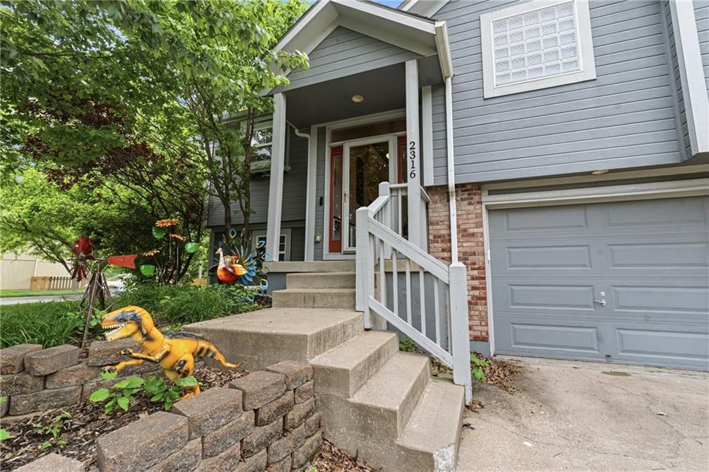 2316 SW Tracker Lane — photo 3
