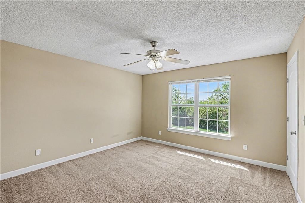 920-924 SW Imperial Lane — photo 9
