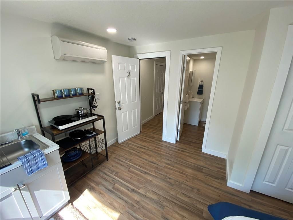 8705 E 63rd Trafficway — photo 9