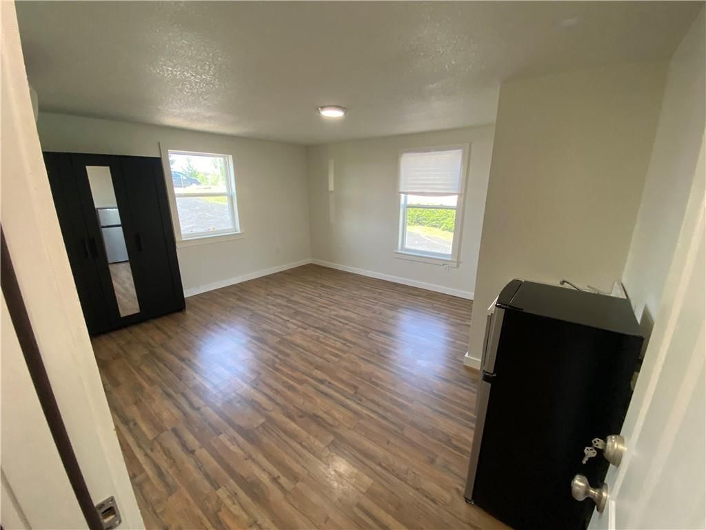 8705 E 63rd Trafficway — photo 16