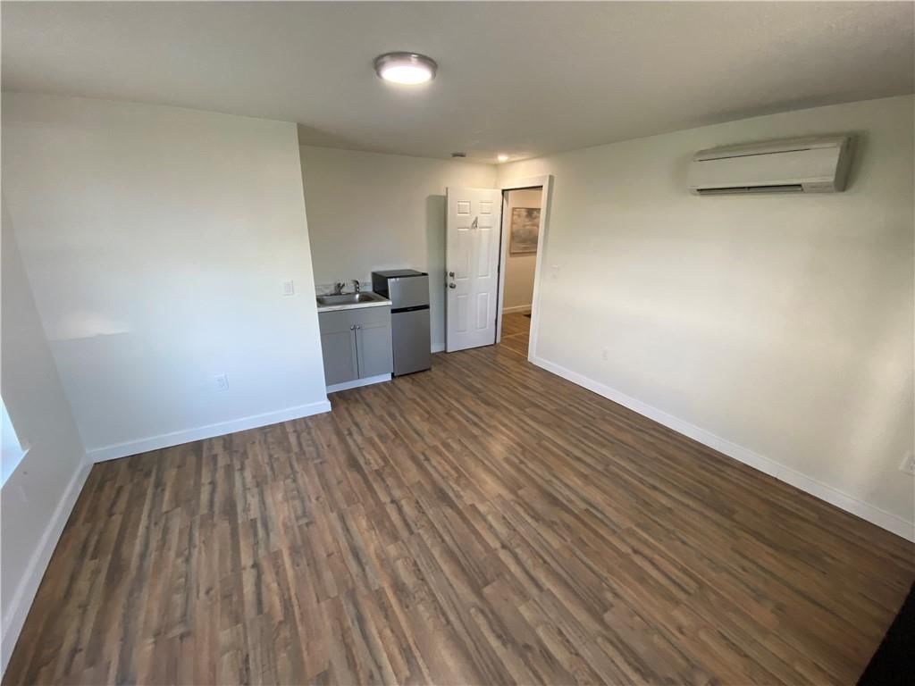 8705 E 63rd Trafficway — photo 17