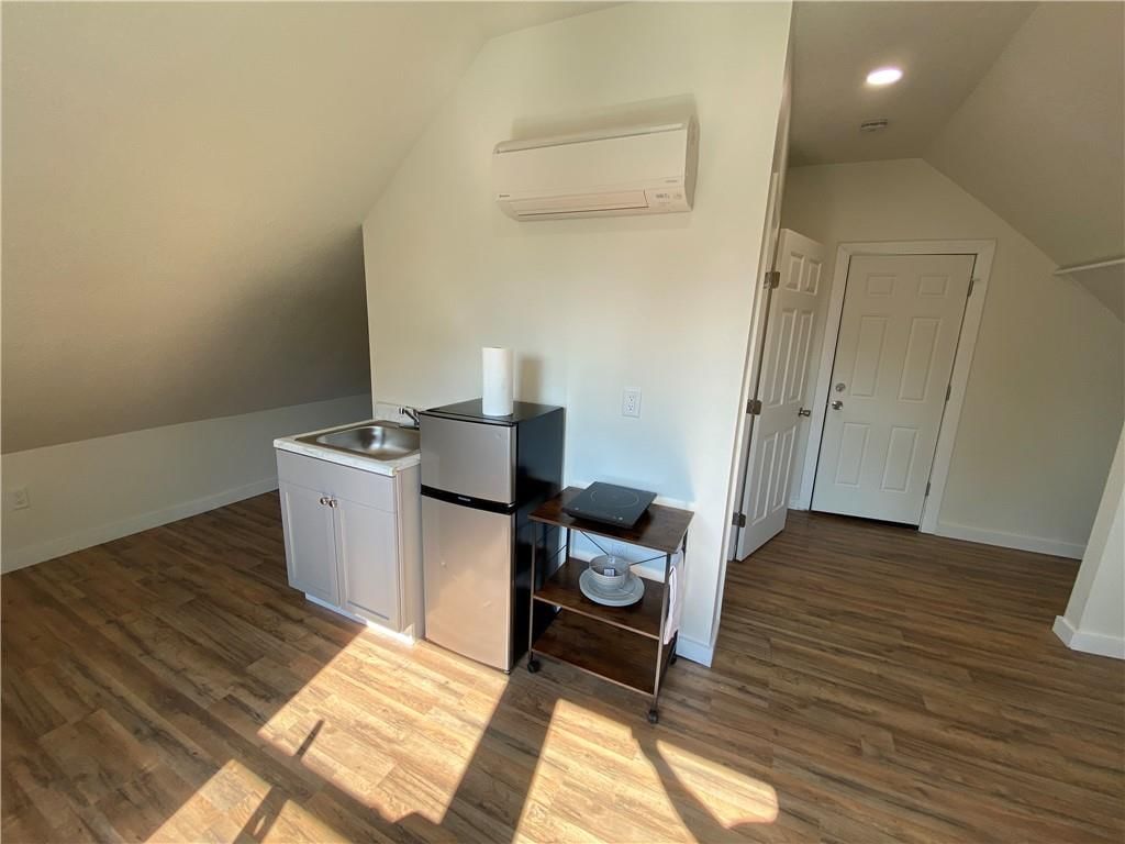 8705 E 63rd Trafficway — photo 29