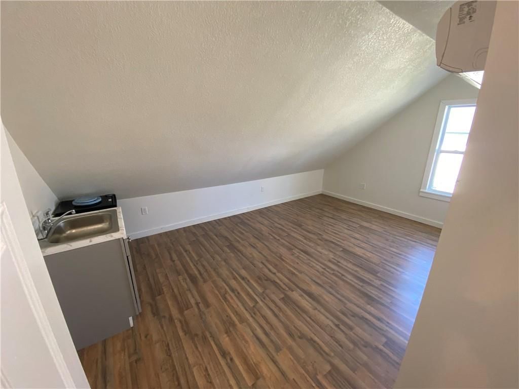 8705 E 63rd Trafficway — photo 36