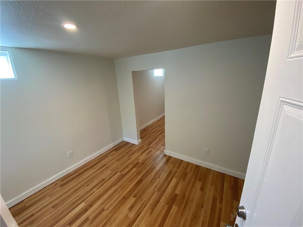 8705 E 63rd Trafficway — photo 50