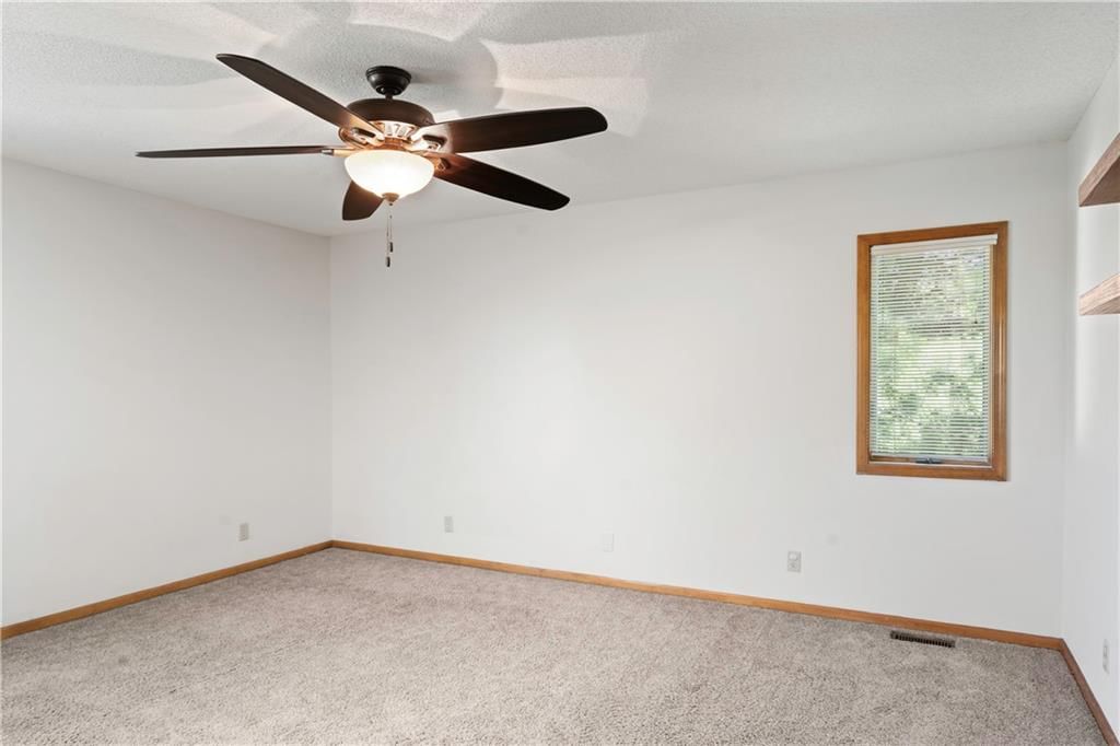 1720 Paddock Drive — photo 18